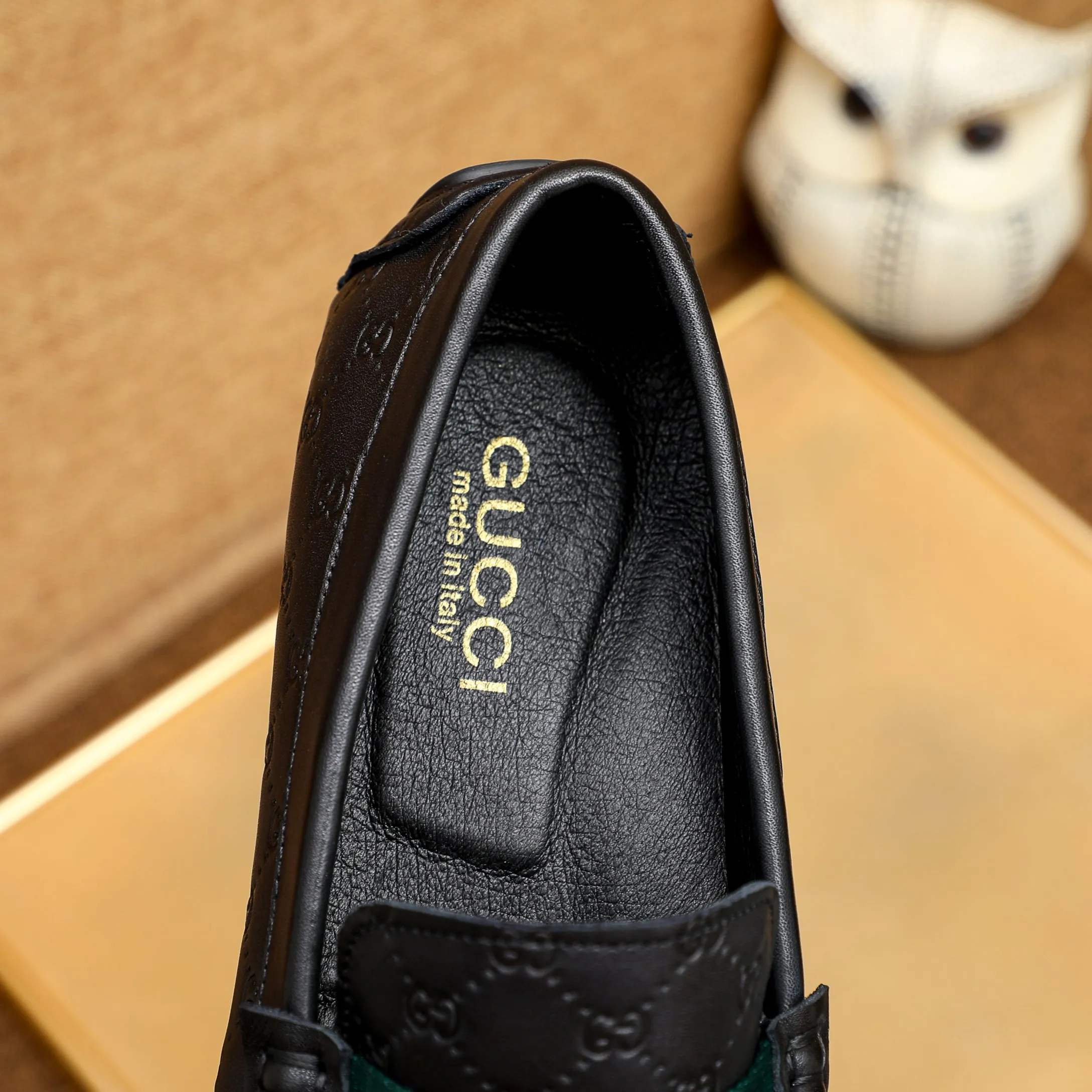 Factory price 380🕷🕷[GUCCI] Gucci's new men's fashion casual slip-on shoes🇨🇳Official website original 1:1 mold opening💯The first layer is made of Italian cowhide🎋🐷Leather lining, original quality, fine workmanship☘Rubber wear-resistant and non-slip outsole, comfortable to wear🌴High-end atmosphere, versatile style, worth owning🍉 Black optional! Code number 38-44 (45.46.47. Can be customized)